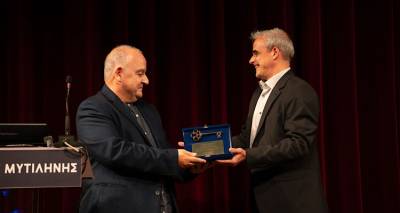 &Mu;&upsilon;&tau;&iota;&lambda;ή&nu;&eta;: &Tau;&omicron; &kappa;&lambda;&epsilon;&iota;&delta;ί &tau;&eta;&sigmaf; &pi;ό&lambda;&eta;&sigmaf; &sigma;&tau;&omicron;&nu; &Pi;&alpha;ύ&lambda;&omicron; &Tau;&rho;&iota;&alpha;&nu;&tau;&alpha;&phi;&upsilon;&lambda;&lambda;ί&delta;&eta; | &Epsilon;&pi;ί&tau;&iota;&mu;&omicron;&sigmaf; &delta;&eta;&mu;ό&tau;&eta;&sigmaf; &omicron; &alpha;&rho;&chi;&alpha;&iota;&omicron;&lambda;ό&gamma;&omicron;&sigmaf; &mu;&epsilon; &tau;&omicron; &sigma;&pi;&omicron;&upsilon;&delta;&alpha;ί&omicron; έ&rho;&gamma;&omicron; &kappa;&alpha;&iota; &sigma;&tau;&eta; &Lambda;ή&mu;&nu;&omicron;