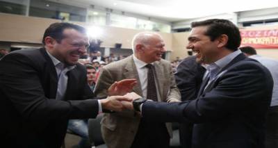 &Zeta;&omicron;&rho;ί&zeta;&epsilon;&tau;&alpha;&iota; &eta; &kappa;&upsilon;&beta;έ&rho;&nu;&eta;&sigma;&eta; &mu;&epsilon; &tau;&eta;&nu; &upsilon;&pi;ό&theta;&epsilon;&sigma;&eta; &Pi;&epsilon;&tau;&sigma;ί&tau;&eta; | &Pi;ώ&sigmaf; &pi;&rho;&omicron;&sigma;&pi;ά&theta;&eta;&sigma;&epsilon; &nu;&alpha; &tau;&eta;&nu; &kappa;&lambda;&epsilon;ί&sigma;&epsilon;&iota; &omicron; &Tau;&sigma;&iota;&pi;&rho;ά&sigmaf;