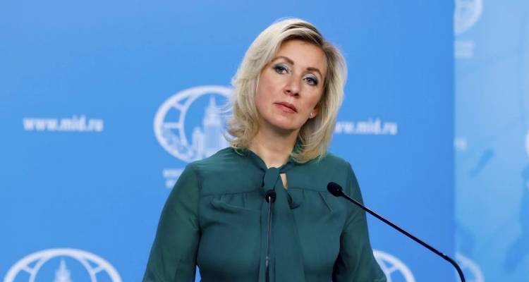 &Eta; &Zeta;&alpha;&chi;ά&rho;&omicron;&beta;&alpha; &alpha;&pi;&alpha;&nu;&tau;ά &sigma;&tau;&omicron; &tau;&epsilon;&lambda;&epsilon;&sigma;ί&gamma;&rho;&alpha;&phi;&omicron; &Tau;&rho;&alpha;&mu;&pi;: &Delta;&epsilon;&nu; &delta;&epsilon;&chi;ό&mu;&alpha;&sigma;&tau;&epsilon; &alpha;&pi;&epsilon;&iota;&lambda;έ&sigmaf;, &epsilon;&nu;&theta;&alpha;&rho;&rho;ύ&nu;&epsilon;&iota; &tau;&eta; &sigma;&upsilon;&nu;έ&chi;&iota;&sigma;&eta; &tau;&eta;&sigmaf; &sigma;&phi;&alpha;&gamma;ή&sigmaf; &sigma;&tau;&eta;&nu; &Omicron;&upsilon;&kappa;&rho;&alpha;&nu;ί&alpha;