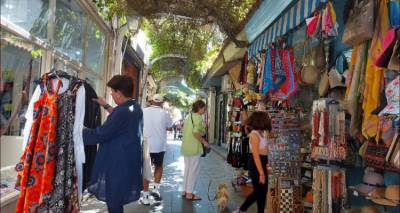 &Pi;&alpha;&sigma;&chi;&alpha;&lambda;&iota;&nu;ό &omega;&rho;ά&rho;&iota;&omicron; &sigma;&tau;&eta;&nu; &alpha;&gamma;&omicron;&rho;ά &tau;&eta;&sigmaf; &Mu;ύ&rho;&iota;&nu;&alpha;&sigmaf;