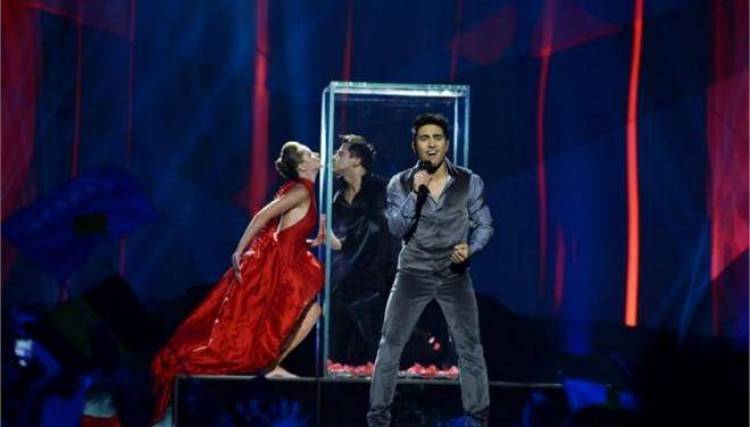 &Tau;&omicron; &Alpha;&zeta;&epsilon;&rho;&mu;&pi;&alpha;ϊ&tau;&zeta;ά&nu; &kappa;&alpha;&iota; ά&lambda;&lambda;&epsilon;&sigmaf; &chi;ώ&rho;&epsilon;&sigmaf; &alpha;&gamma;ό&rho;&alpha;&zeta;&alpha;&nu; 12ά&rho;&iota;&alpha; &sigma;&tau;&eta; &Gamma;&iota;&omicron;&upsilon;&rho;&omicron;&beta;ί&zeta;&iota;&omicron;&nu;!