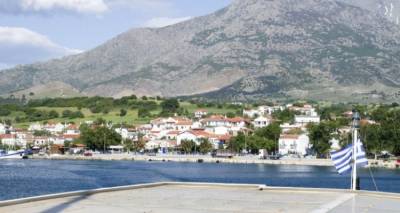 &Pi;&lambda;&omicron;ί&omicron; &delta;&epsilon;&nu; &kappa;&alpha;&tau;ά&phi;&epsilon;&rho;&epsilon; &nu;&alpha; &delta;έ&sigma;&epsilon;&iota; &sigma;&tau;&eta; &Sigma;&alpha;&mu;&omicron;&theta;&rho;ά&kappa;&eta; &lambda;ό&gamma;&omega; &alpha;&nu;έ&mu;&omega;&nu; -&Epsilon;&pi;έ&sigma;&tau;&rho;&epsilon;&psi;&epsilon; &sigma;&tau;&eta;&nu; &Alpha;&lambda;&epsilon;&xi;&alpha;&nu;&delta;&rho;&omicron;ύ&pi;&omicron;&lambda;&eta;