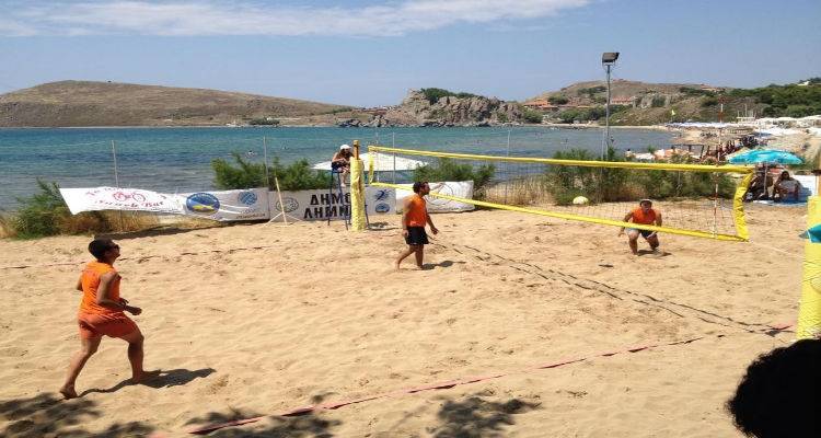 4&omicron; &tau;&omicron;&upsilon;&rho;&nu;&omicron;&upsilon;ά Beach Volley &sigma;&tau;&eta; &Lambda;ή&mu;&nu;&omicron; |&Delta;ή&lambda;&omega;&sigma;&epsilon; &sigma;&upsilon;&mu;&mu;&epsilon;&tau;&omicron;&chi;ή