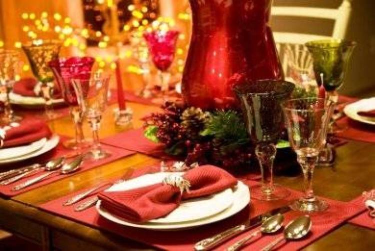 Φθηνότερο παρά την υψηλή φορολογία το γιορτινό τραπέζι
