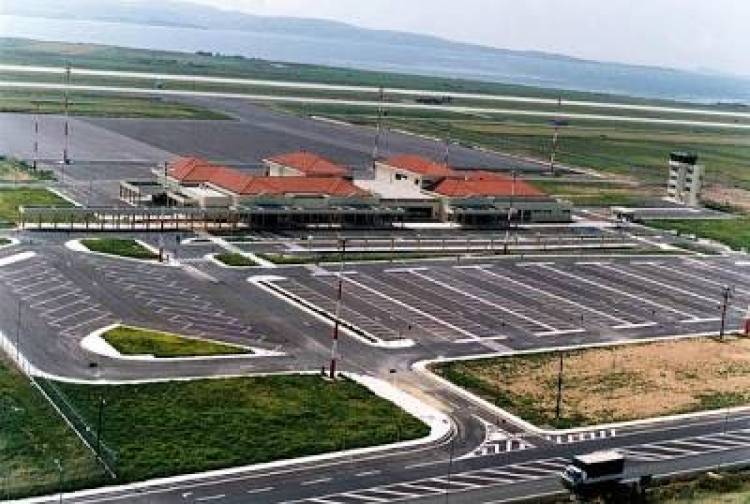 &Epsilon;&nu;&delta;&iota;&alpha;&phi;έ&rho;&omicron;&nu; &alpha;&pi;ό έ&nu;&tau;&epsilon;&kappa;&alpha; &mu;&nu;&eta;&sigma;&tau;ή&rho;&epsilon;&sigmaf; &gamma;&iota;&alpha; &tau;&alpha; &pi;&epsilon;&rho;&iota;&phi;&epsilon;&rho;&epsilon;&iota;&alpha;&kappa;ά &alpha;&epsilon;&rho;&omicron;&delta;&rho;ό&mu;&iota;&alpha; | &Eta; &Lambda;ή&mu;&nu;&omicron;&sigmaf; &sigma;&tau;&eta; 2&eta; &kappa;&alpha;&tau;&eta;&gamma;&omicron;&rho;ί&alpha;
