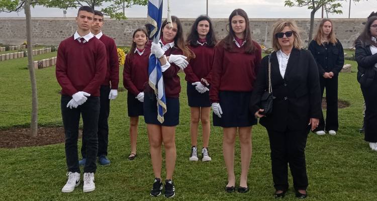 &Tau;&omicron; &Gamma;&upsilon;&mu;&nu;ά&sigma;&iota;&omicron; &Mu;&omicron;ύ&delta;&rho;&omicron;&upsilon; &sigma;&tau;&iota;&sigmaf; &epsilon;&kappa;&delta;&eta;&lambda;ώ&sigma;&epsilon;&iota;&sigmaf; &gamma;&iota;&alpha; &tau;&eta;&nu; &epsilon;&kappa;&sigma;&tau;&rho;&alpha;&tau;&epsilon;ί&alpha; &tau;&eta;&sigmaf; &Kappa;&alpha;&lambda;&lambda;ί&pi;&omicron;&lambda;&eta;&sigmaf;