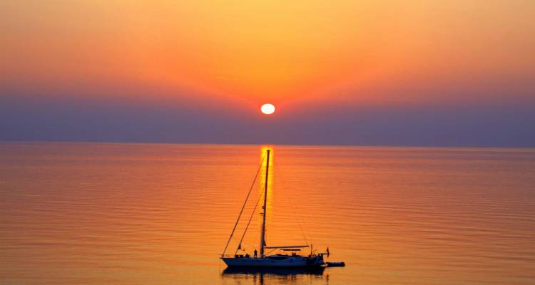 &Alpha;ϊ-&Sigma;&tau;&rho;ά&tau;&eta;&sigmaf; &kappa;&alpha;&iota; ά&lambda;&lambda;&alpha; 3 &mu;&iota;&kappa;&rho;ά &nu;&eta;&sigma;ά&kappa;&iota;&alpha; &gamma;&iota;&alpha;&hellip; &mu;&epsilon;&gamma;ά&lambda;&epsilon;&sigmaf; &delta;&iota;&alpha;&kappa;&omicron;&pi;έ&sigmaf; &sigma;&tau;&omicron; &Alpha;&iota;&gamma;&alpha;ί&omicron;! (photos)