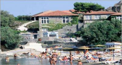 &Lambda;ή&mu;&nu;&omicron;&sigmaf;: &Gamma;&nu;&omega;&sigma;&tau;ή &delta;&eta;&mu;&omicron;&sigma;&iota;&omicron;&gamma;&rho;ά&phi;&omicron;&sigmaf; &theta;&upsilon;&mu;ά&tau;&alpha;&iota; &tau;&omicron; &kappa;&alpha;&lambda;&omicron;&kappa;&alpha;ί&rho;&iota; &pi;&omicron;&upsilon; &pi;έ&rho;&alpha;&sigma;&epsilon; "&sigma;&tau;&alpha; &Epsilon;&lambda;&beta;&epsilon;&tau;&iota;&kappa;ά"