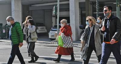 &Kappa;&omicron;&rho;&omega;&nu;&omicron;ϊό&sigmaf;: &Sigma;&tau;&alpha; 18.592 &tau;&alpha; &nu;έ&alpha; &kappa;&rho;&omicron;ύ&sigma;&mu;&alpha;&tau;&alpha; - 6.853 &kappa;&rho;&omicron;ύ&sigma;&mu;&alpha;&tau;&alpha; &sigma;&tau;&eta;&nu; &Alpha;&tau;&tau;&iota;&kappa;ή &kappa;&alpha;&iota; 2.065 &sigma;&tau;&eta; &Theta;&epsilon;&sigma;&sigma;&alpha;&lambda;&omicron;&nu;ί&kappa;&eta;