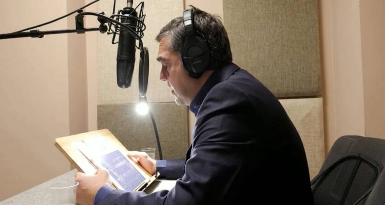 Η «Ιθάκη» του Τσίπρα: Υπερασπίζεται τις επιλογές του, «αδειάζει» τους συντρόφους του -Τι αποκαλύπτει στο βιβλίο που κυκλοφορεί σήμερα