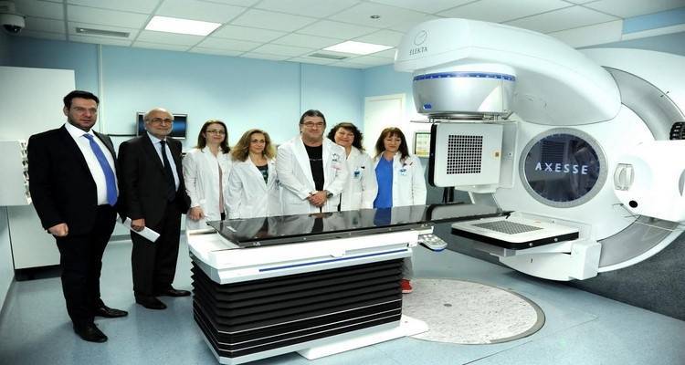 &Delta;&omega;&rho;&epsilon;ά &tau;&epsilon;&chi;&nu;&omicron;&lambda;&omicron;&gamma;&iota;&kappa;&omicron;ύ &epsilon;&xi;&omicron;&pi;&lambda;&iota;&sigma;&mu;&omicron;ύ &sigma;&epsilon; &pi;έ&nu;&tau;&epsilon; &nu;&omicron;&sigma;&omicron;&kappa;&omicron;&mu;&epsilon;ί&alpha; &tau;&eta;&sigmaf; &chi;ώ&rho;&alpha;&sigmaf; &alpha;&pi;ό &tau;&omicron;&nu; &Omicron;&Pi;&Alpha;&Pi; (photos)