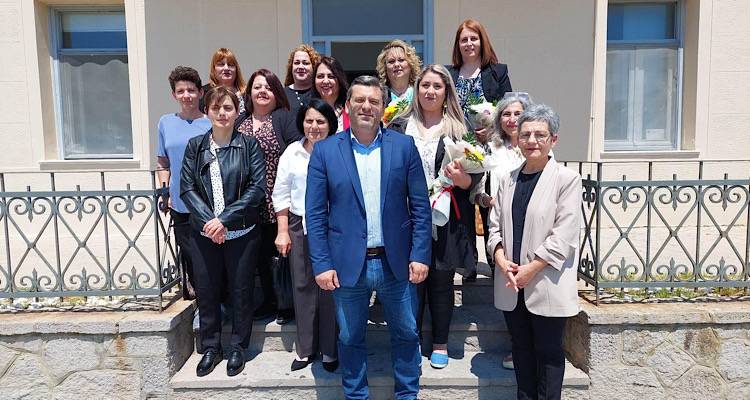 &Lambda;ή&mu;&nu;&omicron;&sigmaf;: &Omicron;&rho;&kappa;ί&sigma;&tau;&eta;&kappa;&alpha;&nu; &omicron;&iota; &epsilon;&rho;&gamma;&alpha;&zeta;ό&mu;&epsilon;&nu;&epsilon;&sigmaf; &tau;&omicron;&upsilon; &pi;&rho;&omicron;&gamma;&rho;ά&mu;&mu;&alpha;&tau;&omicron;&sigmaf; &laquo;&Beta;&omicron;ή&theta;&epsilon;&iota;&alpha; &sigma;&tau;&omicron; &Sigma;&pi;ί&tau;&iota;&raquo;