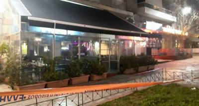 &Epsilon;&nu; &psi;&upsilon;&chi;&rho;ώ &delta;&omicron;&lambda;&omicron;&phi;&omicron;&nu;ί&alpha; &sigma;&tau;&eta; &Phi;&omega;&kappa;ί&omega;&nu;&omicron;&sigmaf; &Nu;έ&gamma;&rho;&eta;: &Tau;&omicron;&nu; &sigma;&kappa;ό&tau;&omega;&sigma;&alpha;&nu; &mu;&epsilon; &pi;έ&nu;&tau;&epsilon; &sigma;&phi;&alpha;ί&rho;&epsilon;&sigmaf;