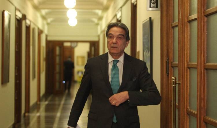 &laquo;&Mu;&pi;&lambda;ό&kappa;&omicron;&raquo; &sigma;&tau;&eta;&nu; &tau;&rho;&omicron;&pi;&omicron;&lambda;&omicron;&gamma;ί&alpha; &Sigma;&eta;&phi;&omicron;&upsilon;&nu;ά&kappa;&eta; &gamma;&iota;&alpha; &tau;&omicron; &sigma;&pi;ά&sigma;&iota;&mu;&omicron; &tau;&omega;&nu; &mu;&epsilon;&gamma;ά&lambda;&omega;&nu; &nu;&eta;&sigma;&iota;&omega;&tau;&iota;&kappa;ώ&nu; &delta;ή&mu;&omega;&nu;