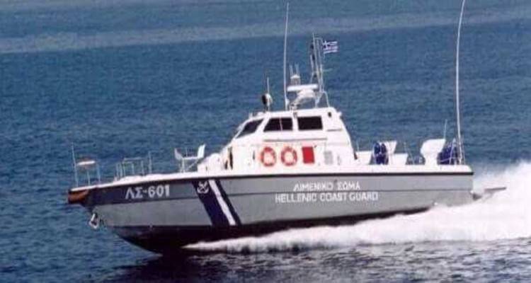 Ανατροπή σκάφους στον Άγιο Ευστράτιο | Επιχείρηση διάσωσης για 6 επιβάτες