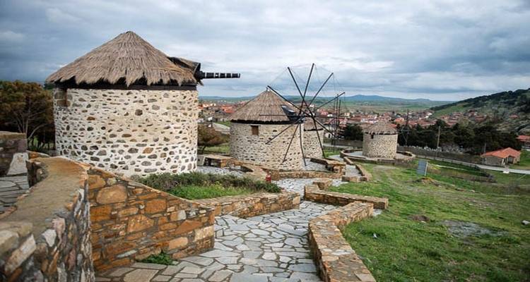 Ο Πολιτιστικός Σύλλογος Κοντιά κόβει την πρωτοχρονιάτικη πίτα του