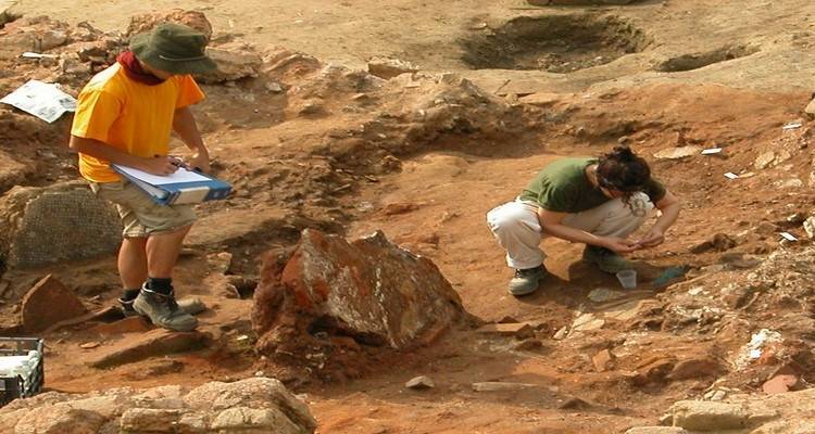 2 &nu;έ&epsilon;&sigmaf; &theta;έ&sigma;&epsilon;&iota;&sigmaf; &epsilon;&rho;&gamma;&alpha;&sigma;ί&alpha;&sigmaf; &sigma;&tau;&eta; &Lambda;ή&mu;&nu;&omicron; &alpha;&pi;ό &tau;&eta;&nu; &Epsilon;&phi;&omicron;&rho;&epsilon;ί&alpha; &Alpha;&rho;&chi;&alpha;&iota;&omicron;&tau;ή&tau;&omega;&nu;