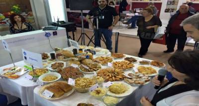 &Alpha;&lambda;έ&xi;&alpha;&nu;&delta;&rho;&omicron;&sigmaf; &Pi;&alpha;&pi;&alpha;&nu;&delta;&rho;έ&omicron;&upsilon; &gamma;&iota;&alpha; HORECA: &Delta;&epsilon;&nu; &gamma;ί&nu;&epsilon;&tau;&alpha;&iota; 8 &nu;&eta;&sigma;&iota;ά &nu;&alpha; &phi;&iota;&lambda;&omicron;&xi;&epsilon;&nu;&omicron;ύ&nu;&tau;&alpha;&iota; &tau;&omicron; &kappa;&alpha;&theta;έ&nu;&alpha; &sigma;&epsilon; 4 &tau;&epsilon;&tau;&rho;&alpha;&gamma;&omega;&nu;&iota;&kappa;ά