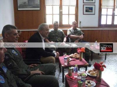 &Sigma;&upsilon;&nu;ά&nu;&tau;&eta;&sigma;&eta; &Alpha;&beta;&rho;&alpha;&mu;ό&pi;&omicron;&upsilon;&lambda;&omicron;&upsilon; - &Chi;&alpha;&nu;&tau;&zeta;&eta;&delta;&iota;&alpha;&mu;&alpha;&nu;&tau;ή. &Tau;ί &tau;&omicron;&upsilon; &zeta;ή&tau;&eta;&sigma;&epsilon; &omicron; &Delta;ή&mu;&alpha;&rho;&chi;&omicron;&sigmaf; &Lambda;ή&mu;&nu;&omicron;&upsilon;