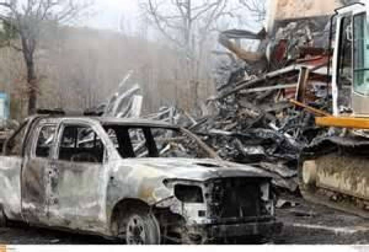 Κάτοικοι διαδήλωσαν υπέρ των μεταλλείων στις Σκουριές