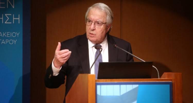 Ξέσπασμα Μπαμπινιώτη: Επίθεση διασυρμού μου με αφορμή την υπόθεση Λιγνάδη | Θα αμυνθώ με νόμιμα μέσα