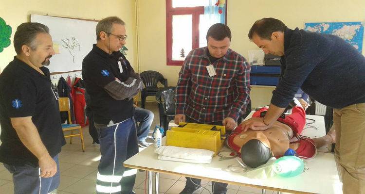 &Mu;&epsilon; &epsilon;&pi;&iota;&tau;&upsilon;&chi;ί&alpha; &delta;&iota;&epsilon;&xi;ή&chi;&theta;&eta; &sigma;&tau;&eta; &Lambda;ή&mu;&nu;&omicron; &tau;&omicron; 1&omicron; &Sigma;&epsilon;&mu;&iota;&nu;ά&rho;&iota;&omicron; Ά&mu;&epsilon;&sigma;&eta;&sigmaf; &Upsilon;&pi;&omicron;&sigma;&tau;ή&rho;&iota;&xi;&eta;&sigmaf; &tau;&eta;&sigmaf; &Zeta;&omega;ή&sigmaf; (photos)