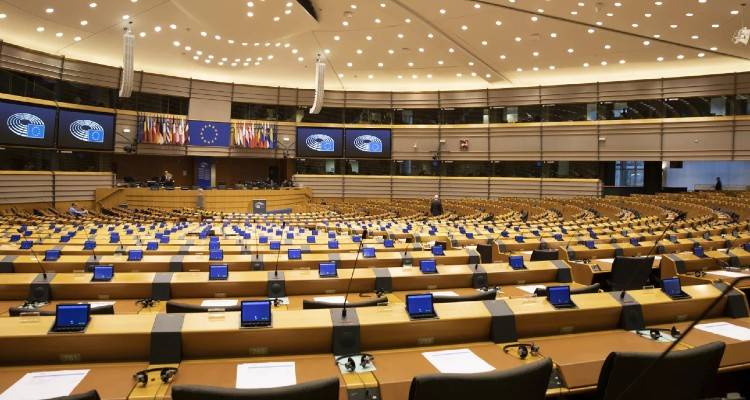 Ευρωπαϊκό Κοινοβούλιο: Ψήφισμα-χαστούκι στην Τουρκία | «Αν δεν αλλάξετε στάση, παγώνουν οι ενταξιακές συνομιλίες»