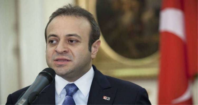 &Epsilon;&gamma;&kappa;&epsilon;&mu;έ&nu; &Mu;&pi;&alpha;&gamma;ί&sigmaf;: &Kappa;ί&nu;&eta;&sigma;&eta; &kappa;&alpha;&lambda;ή&sigmaf; &theta;έ&lambda;&eta;&sigma;&eta;&sigmaf; &eta; &alpha;&pi;&epsilon;&lambda;&epsilon;&upsilon;&theta;έ&rho;&omega;&sigma;&eta; &tau;&omega;&nu; &delta;ύ&omicron; &sigma;&tau;&rho;&alpha;&tau;&iota;&omega;&tau;&iota;&kappa;ώ&nu;