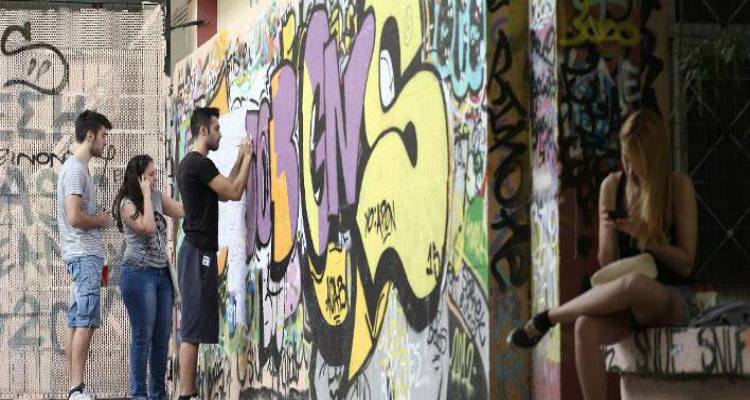 &Beta;ά&sigma;&epsilon;&iota;&sigmaf; 2017: &Tau;&iota; &delta;&epsilon;ί&chi;&nu;&omicron;&upsilon;&nu; &tau;&alpha; &alpha;&pi;&omicron;&tau;&epsilon;&lambda;έ&sigma;&mu;&alpha;&tau;&alpha;, ό&lambda;&alpha; &tau;&alpha; &phi;&epsilon;&tau;&iota;&nu;ά &pi;&alpha;&rho;ά&delta;&omicron;&xi;&alpha;