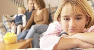 &Pi;&alpha;&iota;&delta;&omicron;&psi;&upsilon;&chi;ί&alpha;&tau;&rho;&omicron;&sigmaf; &kappa;&alpha;&iota; &pi;ά&lambda;&iota; &sigma;&tau;&omicron; &Nu;&omicron;&sigma;&omicron;&kappa;&omicron;&mu;&epsilon;ί&omicron;&upsilon; &Lambda;ή&mu;&nu;&omicron;&upsilon;