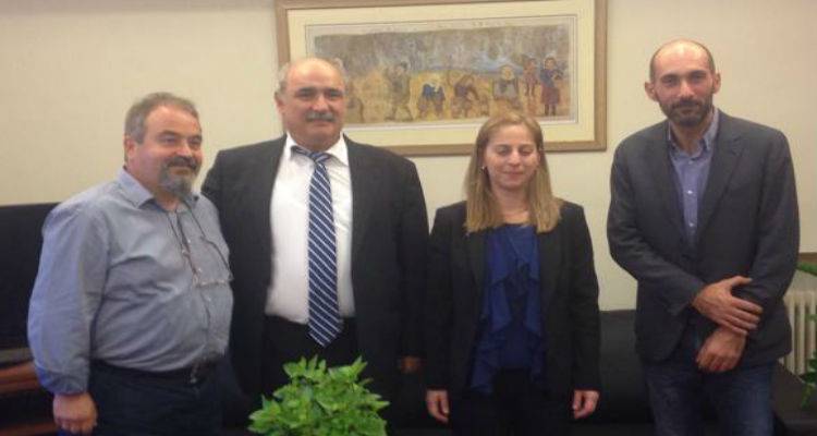 &Sigma;&upsilon;&nu;ά&nu;&tau;&eta;&sigma;&eta; &gamma;&iota;&alpha; &tau;&eta;&nu; &alpha;&nu;&tau;&iota;&mu;&epsilon;&tau;ώ&pi;&iota;&sigma;&eta; &tau;&eta;&sigmaf; &mu;ά&sigma;&tau;&iota;&gamma;&alpha;&sigmaf; &tau;&omega;&nu; &alpha;&kappa;&rho;ί&delta;&omega;&nu; &tau;&omicron;&upsilon; &Alpha;&gamma;ί&omicron;&upsilon; &Epsilon;&upsilon;&sigma;&tau;&rho;ά&tau;&iota;&omicron;&upsilon; (photos + mp3)