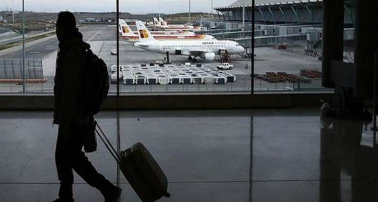 &Alpha;irHelp: &Pi;&epsilon;&rho;&iota;&sigma;&sigma;ό&tau;&epsilon;&rho;&omicron;&iota; &alpha;&pi;ό 49.300 &tau;&alpha;&xi;&iota;&delta;&iota;ώ&tau;&epsilon;&sigmaf; &delta;&epsilon;&nu; &delta;&iota;&epsilon;&kappa;&delta;ί&kappa;&eta;&sigma;&alpha;&nu; &alpha;&pi;&omicron;&zeta;&eta;&mu;&iota;ώ&sigma;&epsilon;&iota;&sigmaf;