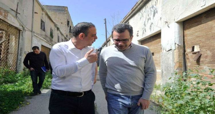 &Kappa;ύ&pi;&rho;&omicron;&sigmaf;: K&omicron;&iota;&nu;ή &beta;ό&lambda;&tau;&alpha; &tau;&omega;&nu; &delta;ύ&omicron; &delta;&eta;&mu;ά&rho;&chi;&omega;&nu; &sigma;&tau;&eta;&nu; &laquo;&nu;&epsilon;&kappa;&rho;ή &zeta;ώ&nu;&eta;&raquo; &tau;&eta;&sigmaf; &Lambda;&epsilon;&upsilon;&kappa;&omega;&sigma;ί&alpha;&sigmaf;