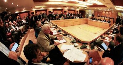 &Delta;&epsilon;&nu; &kappa;ά&nu;&epsilon;&iota; &pi;ί&sigma;&omega; &eta; &Kappa;&Epsilon;&Delta;&Epsilon; &gamma;&iota;&alpha; &tau;&alpha; &tau;&alpha;&mu;&epsilon;&iota;&alpha;&kappa;ά &delta;&iota;&alpha;&theta;έ&sigma;&iota;&mu;&alpha;
