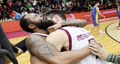 &Tau;&epsilon;&tau;&rho;&alpha;ή&mu;&epsilon;&rho;&omicron; &rho;&epsilon;&pi;ό &sigma;&tau;&omicron;&nu; Ή&phi;&alpha;&iota;&sigma;&tau;&omicron; &Lambda;ή&mu;&nu;&omicron;&upsilon;