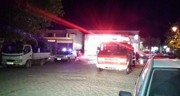 Φωτιά σε όχημα αυτή την ώρα στο Τρίφωτο (photos)