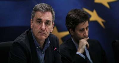 &Delta;&eta;&mu;&omicron;&sigma;&iota;&omicron;&nu;&omicron;&mu;&iota;&kappa;ά &kappa;&alpha;&iota; &kappa;&omicron;&iota;&nu;&omega;&nu;&iota;&kappa;ή &pi;&rho;ό&nu;&omicron;&iota;&alpha; &sigma;&tau;&omicron; &epsilon;&pi;ί&kappa;&epsilon;&nu;&tau;&rho;&omicron; &tau;&eta;&sigmaf; &delta;&iota;&alpha;&pi;&rho;&alpha;&gamma;&mu;ά&tau;&epsilon;&upsilon;&sigma;&eta;&sigmaf;