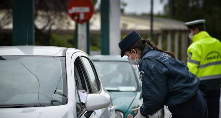 Απαγόρευση κυκλοφορίας: Τι αναφέρει η ΚΥΑ για τα έκτακτα μέτρα από Μ. Σάββατο ως Δευτέρα του Πάσχα