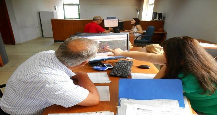 &Eta; &laquo;Έ&nu;&omega;&sigma;&eta;&raquo; &Lambda;ή&mu;&nu;&omicron;&upsilon; &delta;&iota;&alpha;&kappa;ό&pi;&tau;&epsilon;&iota; &tau;&eta; &sigma;&upsilon;&nu;&epsilon;&rho;&gamma;&alpha;&sigma;ί&alpha; &tau;&eta;&sigmaf; &mu;&epsilon; &tau;&eta;&nu; &upsilon;&pi;&epsilon;ύ&theta;&upsilon;&nu;&eta; &tau;&omicron;&upsilon; &Kappa;έ&nu;&tau;&rho;&omicron;&upsilon; &Epsilon;&xi;&upsilon;&pi;&eta;&rho;έ&tau;&eta;&sigma;&eta;&sigmaf; &Alpha;&gamma;&rho;&omicron;&tau;ώ&nu;