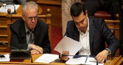 &Eta; &kappa;&upsilon;&beta;έ&rho;&nu;&eta;&sigma;&eta; &mu;&epsilon;&tau;&rho;ά&epsilon;&iota; &pi;&lambda;&eta;&gamma;έ&sigmaf; | &Alpha;&nu;&tau;ά&rho;&tau;&iota;&kappa;&alpha;, &mu;έ&tau;&rho;&alpha;-&phi;&omega;&tau;&iota;ά &kappa;&alpha;&iota; &tau;&omicron; &chi;&rho;έ&omicron;&sigmaf; &sigma;&tau;&omicron;&nu; &alpha;έ&rho;&alpha;