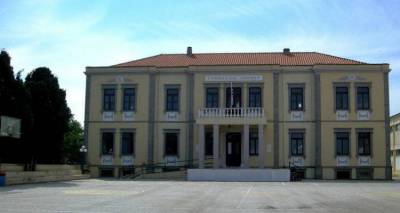 &Nu;έ&epsilon;&sigmaf; &beta;&omicron;&lambda;έ&sigmaf; &Lambda;&omicron;ύ&kappa;&alpha; &kappa;&alpha;&tau;ά &Mu;&alpha;&rho;&iota;&nu;ά&kappa;&eta; &alpha;&upsilon;&tau;ή &tau;&eta; &phi;&omicron;&rho;ά &mu;&epsilon; &alpha;&iota;&chi;&mu;ή &tau;&omicron; &Gamma;&upsilon;&mu;&nu;ά&sigma;&iota;&omicron; &Mu;ύ&rho;&iota;&nu;&alpha;&sigmaf;
