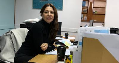 &Tau;&eta; &Phi;&omega;&tau;&epsilon;&iota;&nu;ή &Mu;&epsilon;&lambda;ά&tau;&omicron;&upsilon; &sigma;&tau;έ&lambda;&nu;&epsilon;&iota; &eta; &Lambda;ή&mu;&nu;&omicron;&sigmaf; &sigma;&tau;&omicron; &epsilon;&pi;&iota;&kappa;&epsilon;ί&mu;&epsilon;&nu;&omicron; &sigma;&upsilon;&nu;έ&delta;&rho;&iota;&omicron; &tau;&eta;&sigmaf; &Nu;.&Delta;.