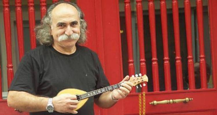 Πέθανε ο ρεμπέτης Αγάθωνας