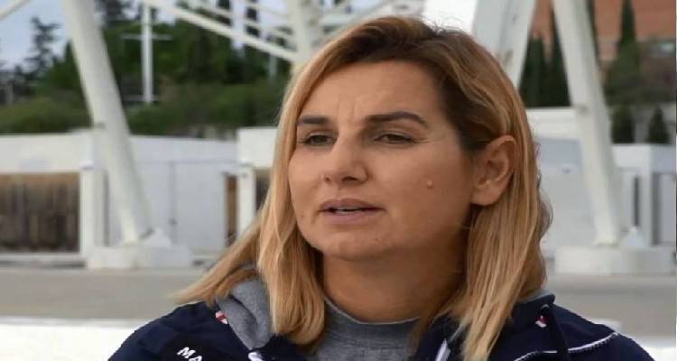 &Sigma;&omicron;&phi;ί&alpha; &Mu;&pi;&epsilon;&kappa;&alpha;&tau;ώ&rho;&omicron;&upsilon;: &Upsilon;&pi;ά&rho;&chi;&omicron;&upsilon;&nu; 37 &kappa;&alpha;&tau;&alpha;&gamma;&gamma;&epsilon;&lambda;ί&epsilon;&sigmaf; &kappa;&omicron;&rho;&iota;&tau;&sigma;&iota;ώ&nu; &kappa;&alpha;&iota; &omicron;&iota; &phi;&epsilon;&rho;ό&mu;&epsilon;&nu;&omicron;&iota; &delta;&rho;ά&sigma;&tau;&epsilon;&sigmaf; &beta;&rho;ί&sigma;&kappa;&omicron;&nu;&tau;&alpha;&iota; &sigma;&epsilon; &theta;έ&sigma;&epsilon;&iota;&sigmaf; &epsilon;&upsilon;&theta;ύ&nu;&eta;&sigmaf;