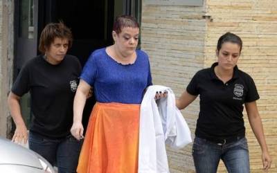 &Beta;&rho;&alpha;&zeta;&iota;&lambda;ί&alpha;: &Gamma;&iota;&alpha;&tau;&rho;ό&sigmaf; &kappa;&alpha;&tau;&eta;&gamma;&omicron;&rho;&epsilon;ί&tau;&alpha;&iota; &gamma;&iota;&alpha; &tau;&omicron; &phi;ό&nu;&omicron; 300 &alpha;&sigma;&theta;&epsilon;&nu;ώ&nu;