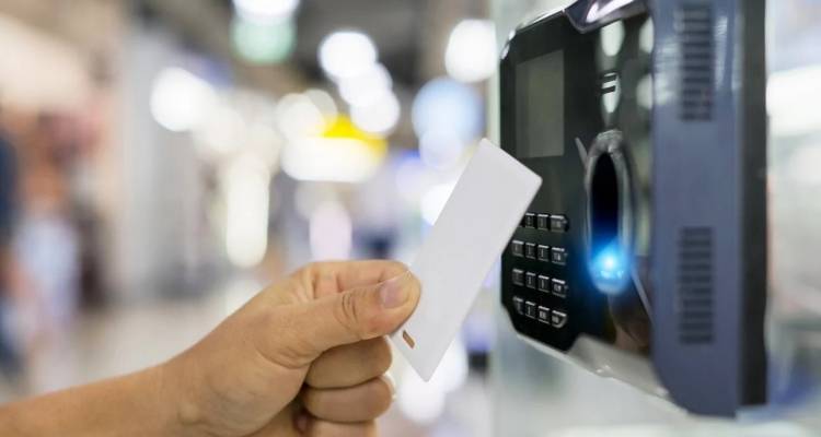 &Psi;&eta;&phi;&iota;&alpha;&kappa;ή &Kappa;ά&rho;&tau;&alpha; &Epsilon;&rho;&gamma;&alpha;&sigma;ί&alpha;&sigmaf;: &Sigma;&epsilon; &pi;&lambda;ή&rho;&eta; &epsilon;&phi;&alpha;&rho;&mu;&omicron;&gamma;ή &alpha;&pi;ό &tau;&eta;&nu; 1&eta; &Mu;&alpha;&rho;&tau;ί&omicron;&upsilon; &sigma;&epsilon; &tau;&omicron;&upsilon;&rho;&iota;&sigma;&mu;ό &kappa;&alpha;&iota; &epsilon;&sigma;&tau;ί&alpha;&sigma;&eta;