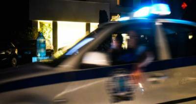 &Theta;&rho;ί&lambda;&epsilon;&rho; &sigma;&tau;&eta;&nu; &Xi;ά&nu;&theta;&eta;: &Omicron; &epsilon;&pi;&iota;&chi;&epsilon;&iota;&rho;&eta;&mu;&alpha;&tau;ί&alpha;&sigmaf; &sigma;&kappa;ό&tau;&omega;&sigma;&epsilon; &tau;&omicron;&nu; &alpha;&sigma;&phi;&alpha;&lambda;&iota;&sigma;&tau;ή &phi;ί&lambda;&omicron; &tau;&omicron;&upsilon; &kappa;&alpha;&iota; &mu;&epsilon;&tau;ά &alpha;&upsilon;&tau;&omicron;&kappa;&tau;ό&nu;&eta;&sigma;&epsilon;