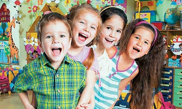 20 &Nu;&omicron;&epsilon;&mu;&beta;&rho;ί&omicron;&upsilon;: &Eta;&mu;έ&rho;&alpha; &tau;&omicron;&upsilon; &pi;&alpha;&iota;&delta;&iota;&omicron;ύ