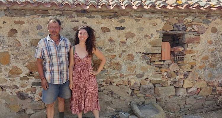 Στις παραδοσιακές μάντρες της Λήμνου χτίζεται το μέλλον της οικοτεχνικής τυροκομίας