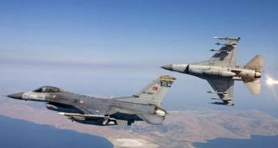 &Alpha;&epsilon;&rho;&omicron;&mu;&alpha;&chi;ί&alpha; &kappa;&alpha;&iota; 20 &pi;&alpha;&rho;&alpha;&beta;&iota;ά&sigma;&epsilon;&iota;&sigmaf; &alpha;&pi;ό &omicron;&pi;&lambda;&iota;&sigma;&mu;έ&nu;&alpha; &mu;&alpha;&chi;&eta;&tau;&iota;&kappa;ά &sigma;&tau;&omicron; &Alpha;&iota;&gamma;&alpha;ί&omicron;